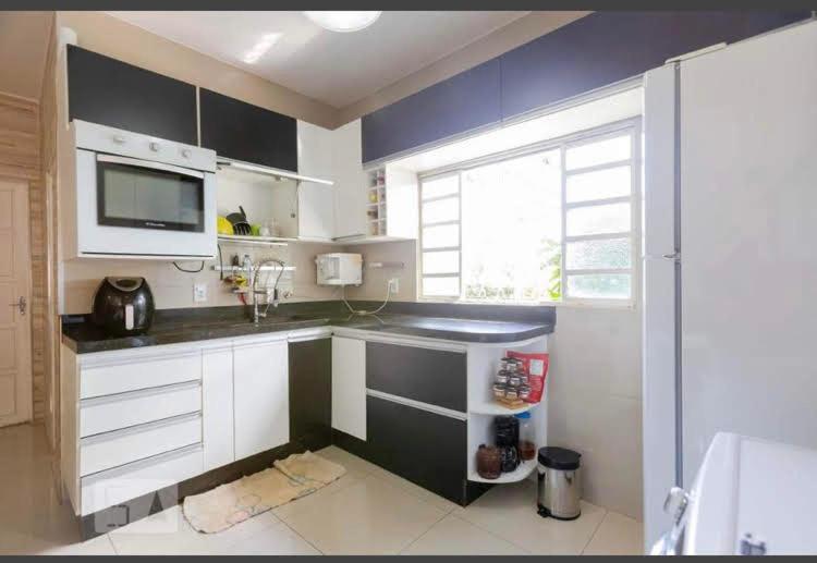 Villa Caso Com Piscina Aquecida, Ha 900 Metros Do Iguatemi Shopping à Brasília Extérieur photo